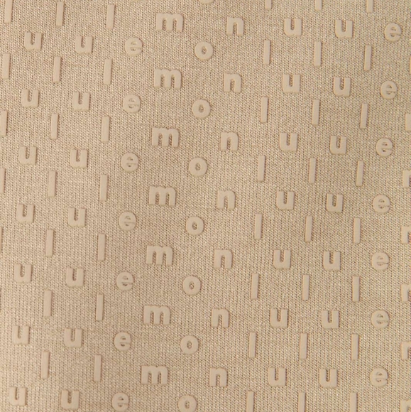 Lululemon Embossed Panel High-Rise Short 4" Trench Beige Women's Small - Picture 7 of 15